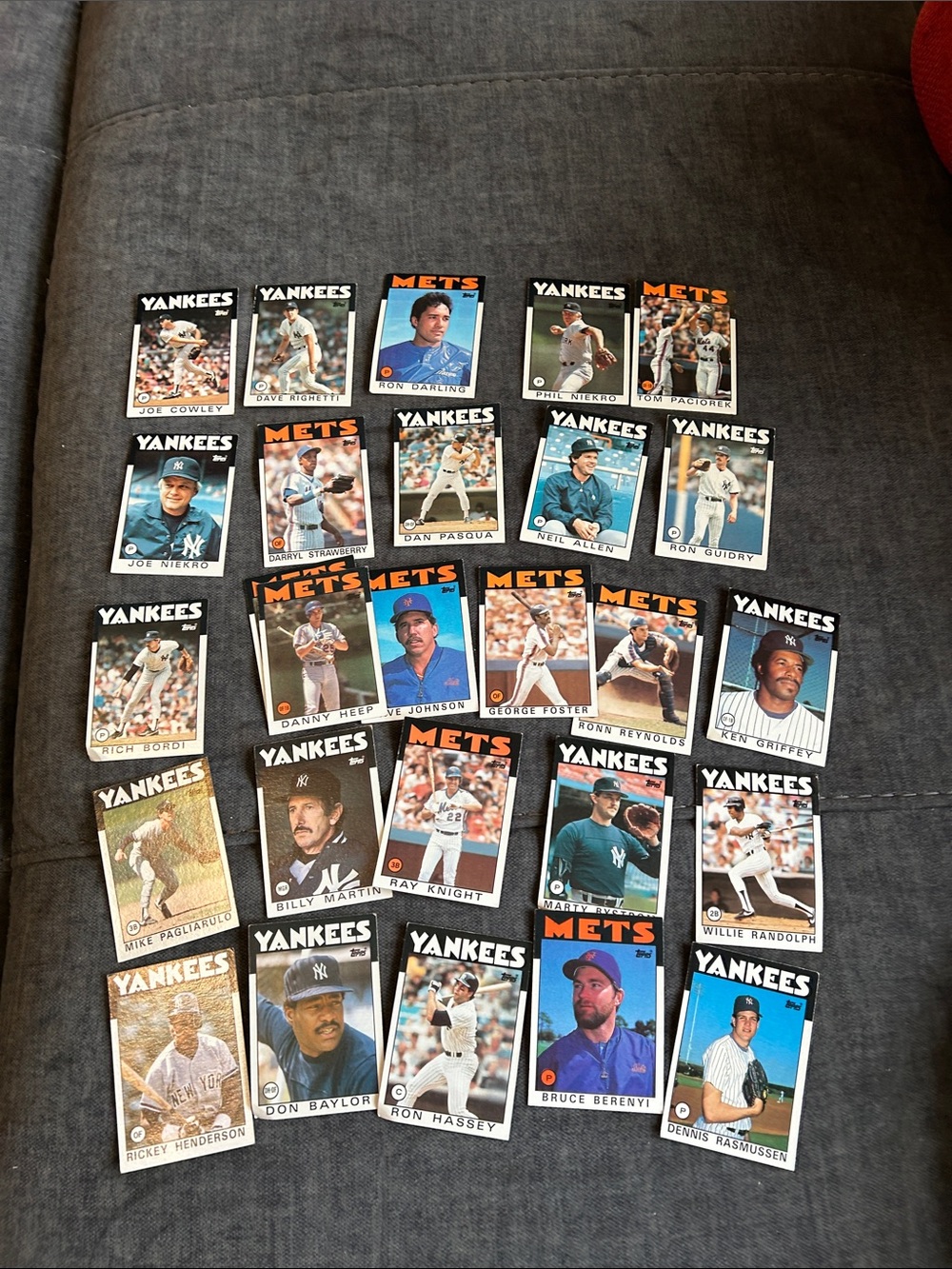 Vintage Topps MLB Baseball Card Lot of 27 Yankees & Mets Collectible cards